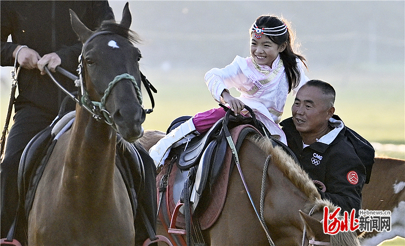 和外国马术, 他毅然辞掉 和外国马术, 他毅然辞掉