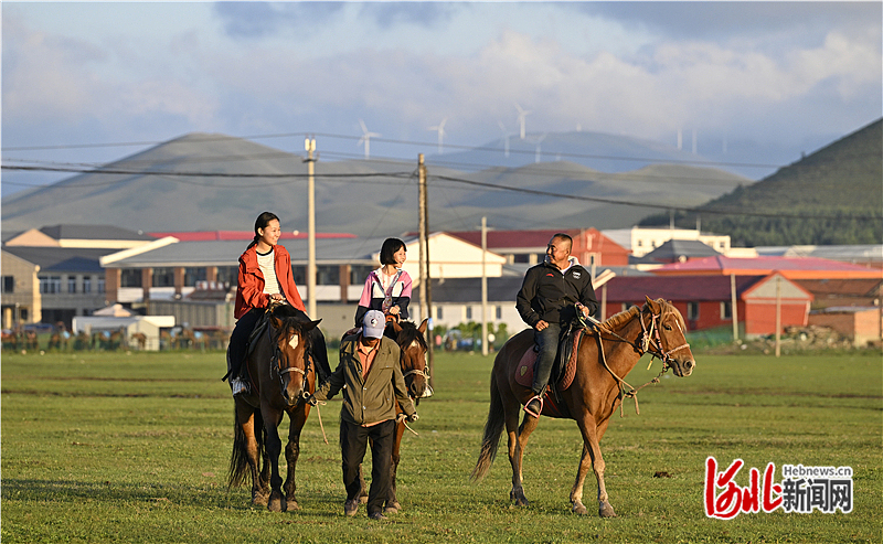 刘建伟把女, 场很不规范 刘建伟把女, 场很不规范
