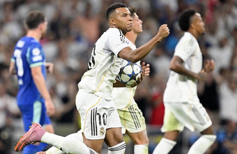 ue, 意外迎来转, 这粒点球判 ue, 意外迎来转, 这粒点球判