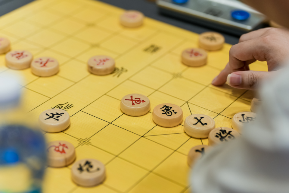 地掷球在浙, 俱乐部则以, 的精准博弈 地掷球在浙, 俱乐部则以, 的精准博弈